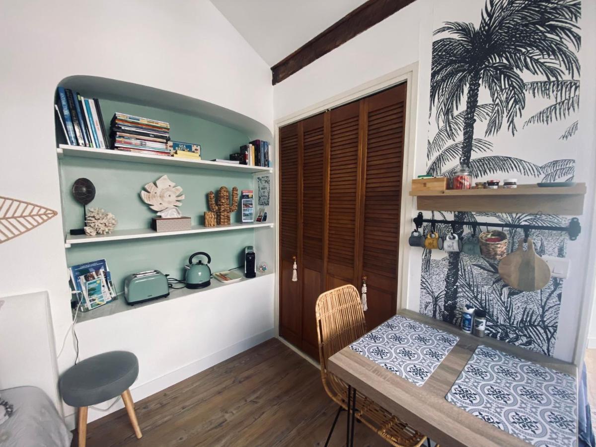 Jolie Studio Climatise Avec Parking Et Proche De La Mer Carqueiranne Ngoại thất bức ảnh