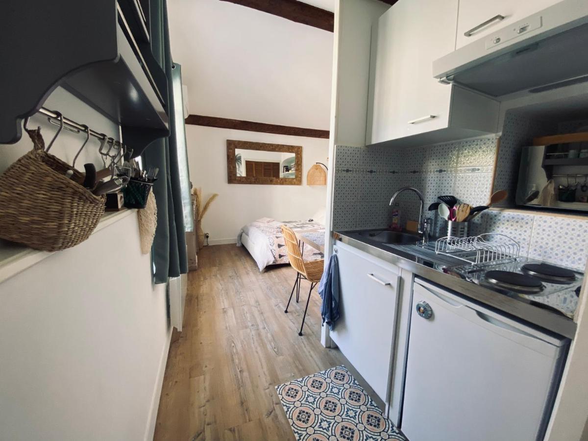 Jolie Studio Climatise Avec Parking Et Proche De La Mer Carqueiranne Ngoại thất bức ảnh